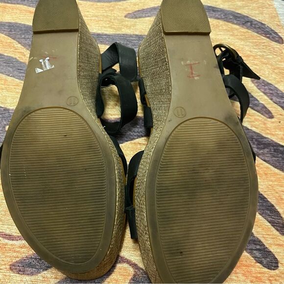 Crown vintage strappy black platform shoes/wedges/espadrilles - Picture 6 of 7